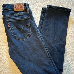 72 Slim Levi’s Jeans size 25